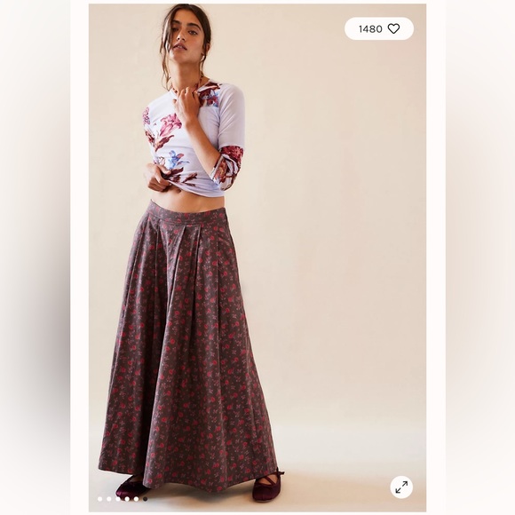 Free people Fiona Set. Free new necklace and UO EUC cardigan w/purchase - Picture 5 of 16